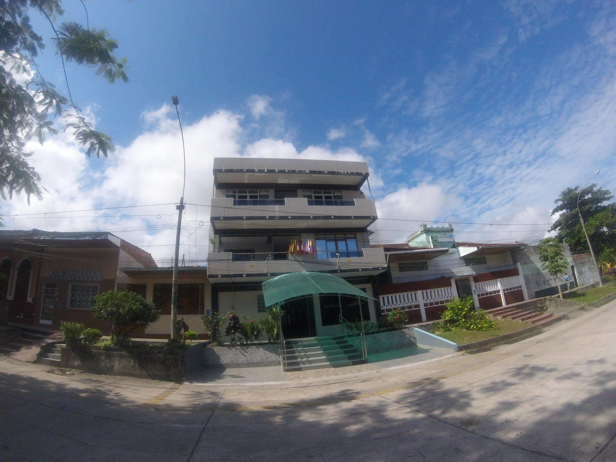 Hotel Golden Star Iquitos Kültér fotó